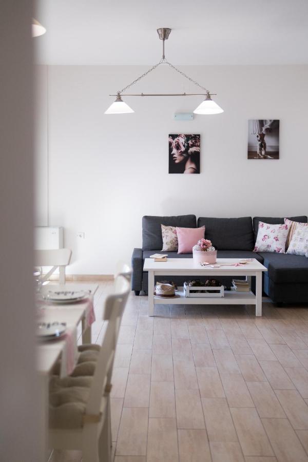 Velanidia Apartments Платария Екстериор снимка