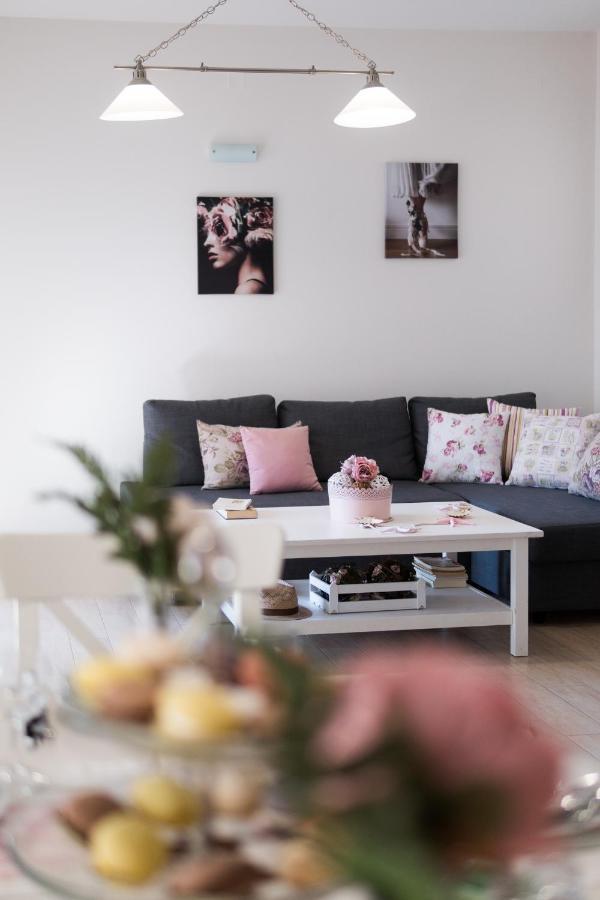 Velanidia Apartments Платария Екстериор снимка