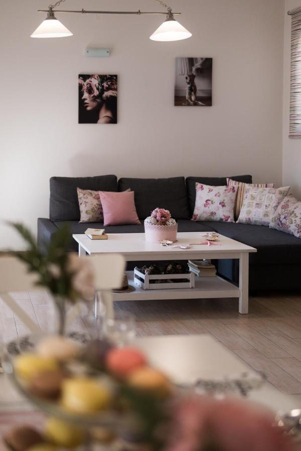 Velanidia Apartments Платария Екстериор снимка